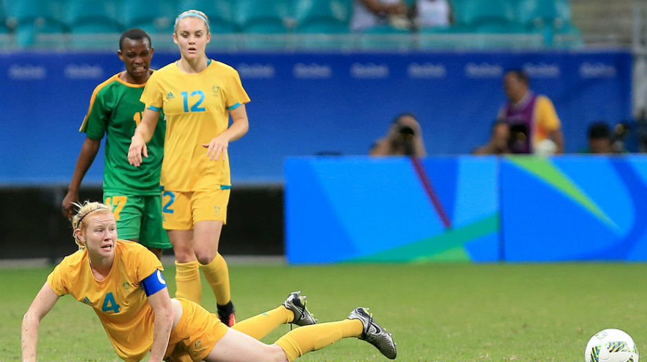 Youngster Ellie Carpenter made her Games debut off the bench as the Aussies went in search of more goals.